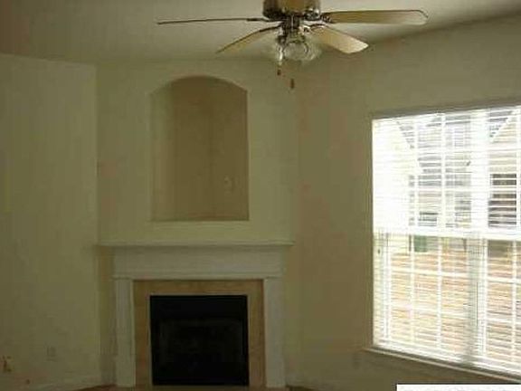 3rd image of 16514 Ambassador Park Dr