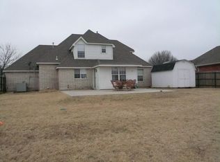 9 NW Pleasant View Rdg, Lawton, OK 73505