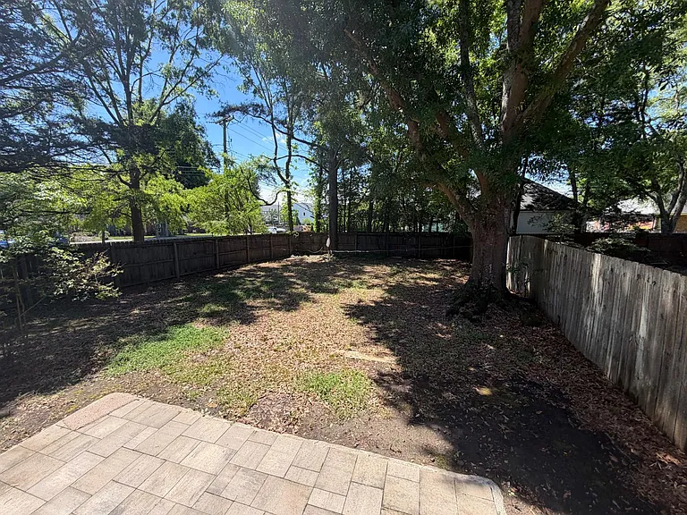 5600 Carmel Rd — Photo 41