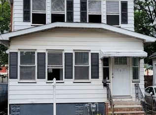 181 Kerrigan Blvd, Newark, NJ 07106