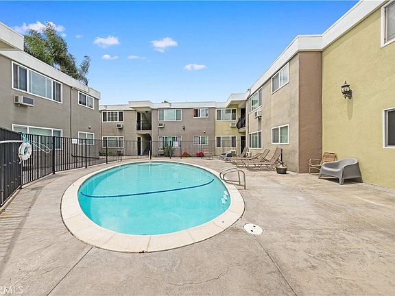 5th image of 6602 Beadnell Way Unit 22