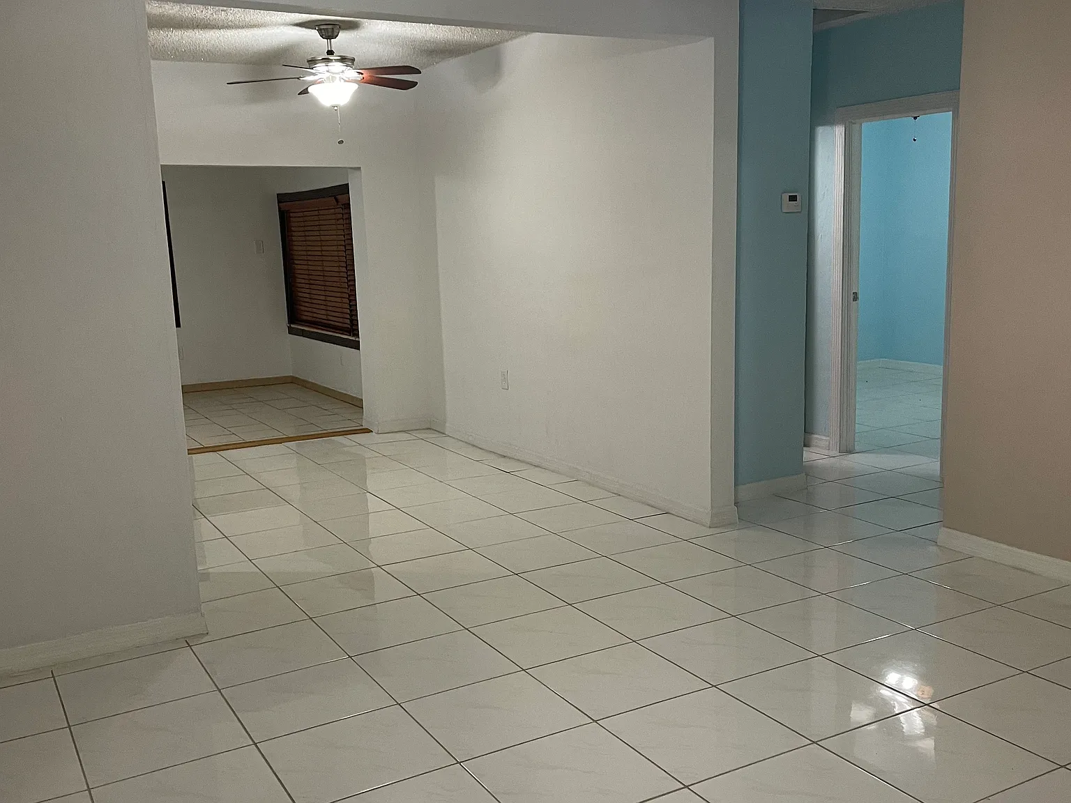 4 bed, 1900 sqft, $4,200 — Photo 3