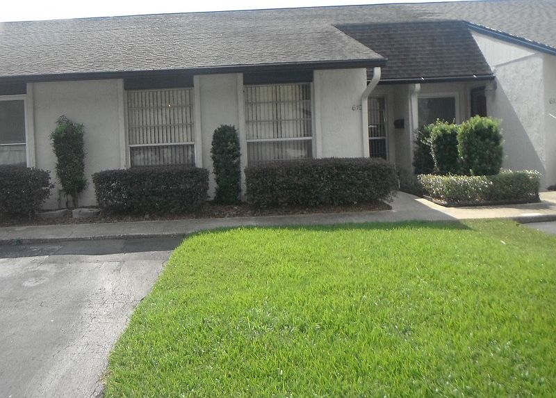1st image of 610 Villa Cir