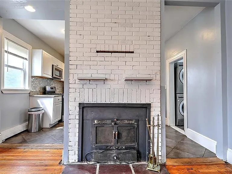 16 Duncan Ave #1 — Photo 9