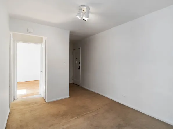 90-10 32nd Avenue image 11 of 19