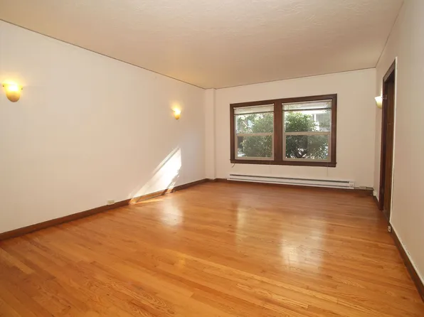 Mulholland, 507 Harvard Ave E, Seattle, WA 98102