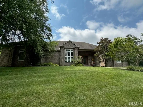 205 Lakewood Dr, Vincennes, IN 47591