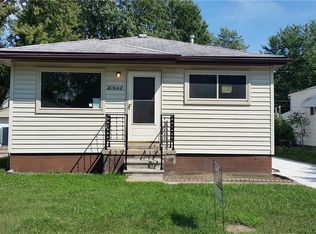 20142 Deering St, Livonia, MI 48152