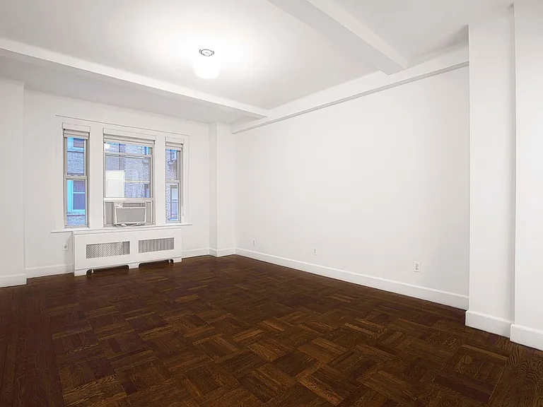 24 5th Ave #1417 — Photo 1