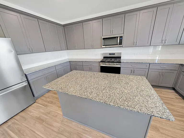 1328 Ventura Creek Dr — Photo 4