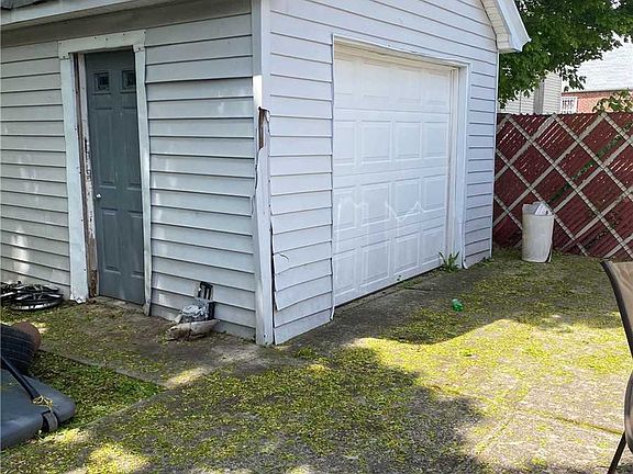 3rd image of 118-30 194th St