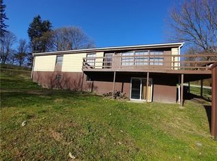 503 Burrell Hill Cir, Penn, PA 15675
