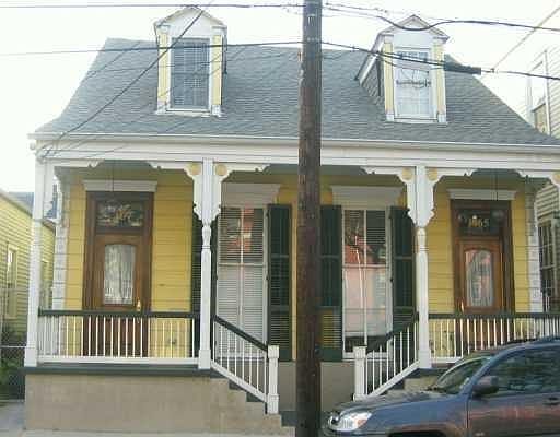 1st image of 1465 Annunciation St