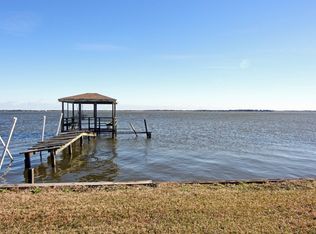 188 Parker Ln, Knotts Island, NC 27950