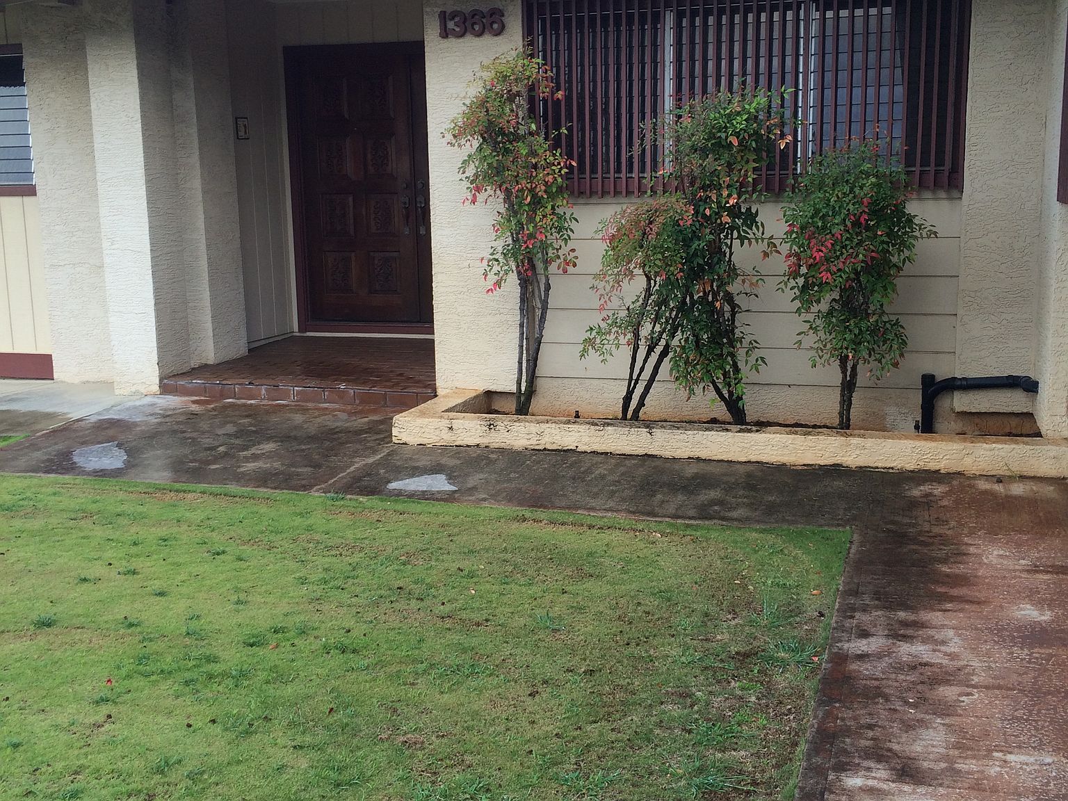 1366 Ala Napunani St, Honolulu, HI 96818 | Zillow