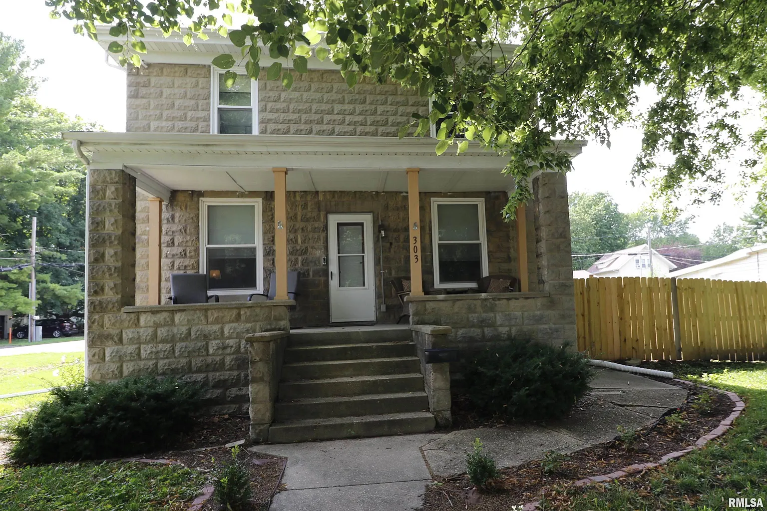 303 N William St photo 1