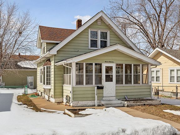 3rd image of 1119 Matilda St