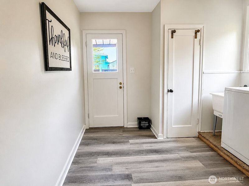 4th image of 2154 Cranberry Road