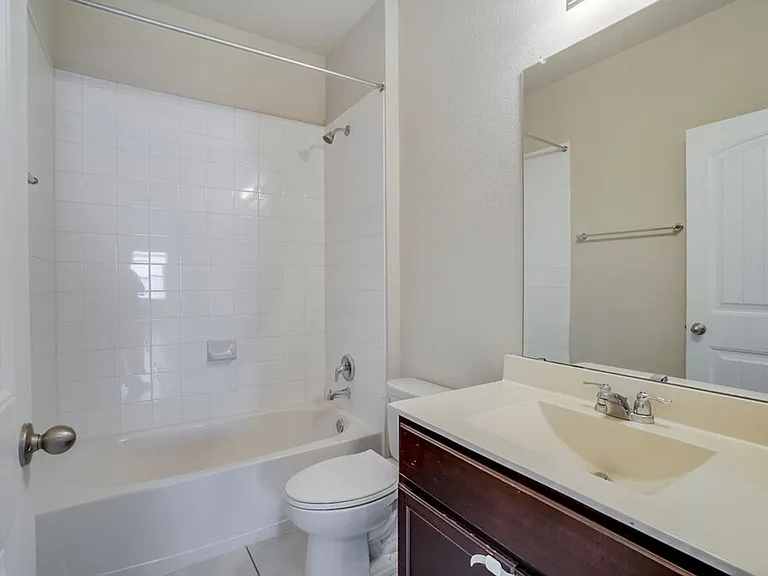 6700 Ranchito Dr — Photo 17