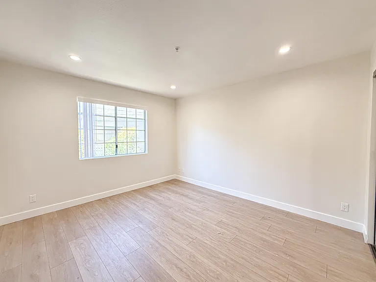306 N Howard St #2 — Photo 13