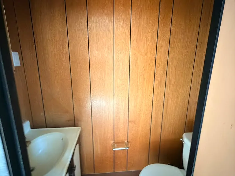 Rear Addition half bathroom.