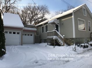 721 S Bettinger Ct, Milwaukee, WI 53204