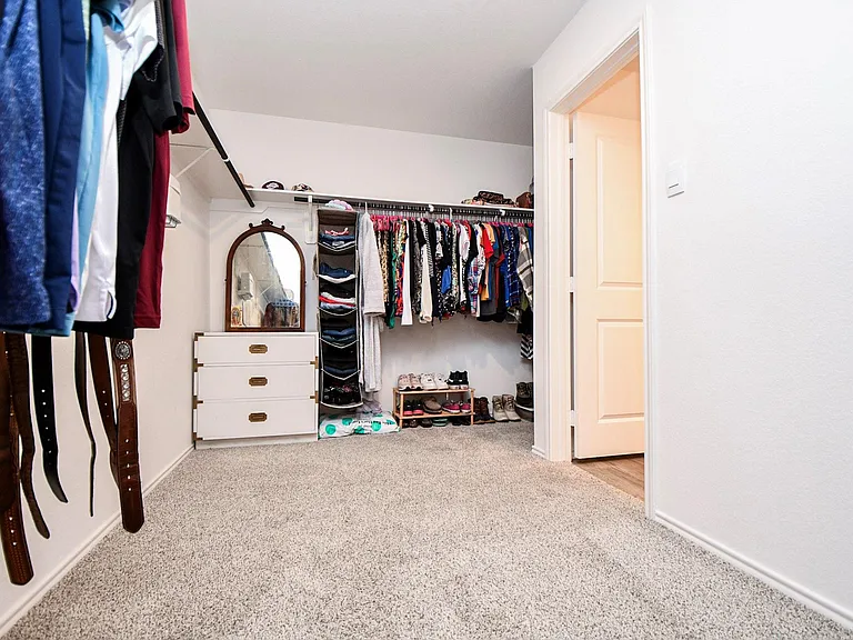 3008 Bur Landing Ln — Photo 24