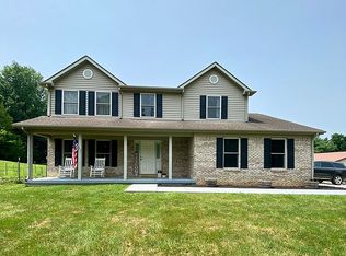 992 Mosier Rd, Martinsville, IN 46151