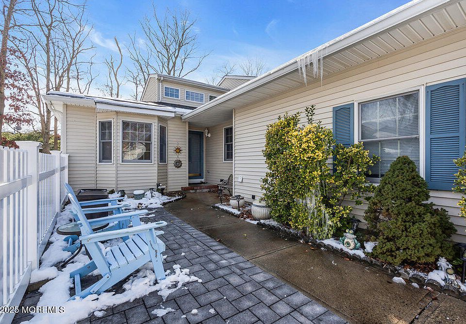 1st image of 5 Cherrywood Circle #105