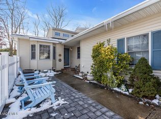 5 Cherrywood Circle #105, Brick, NJ 08724