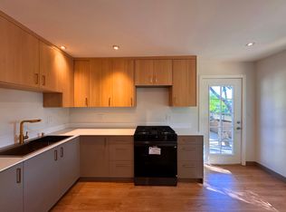 10375 McBroom St UNIT B, Sunland, CA 91040