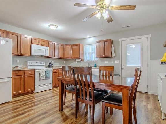 5th image of 604 E Vogt Rd