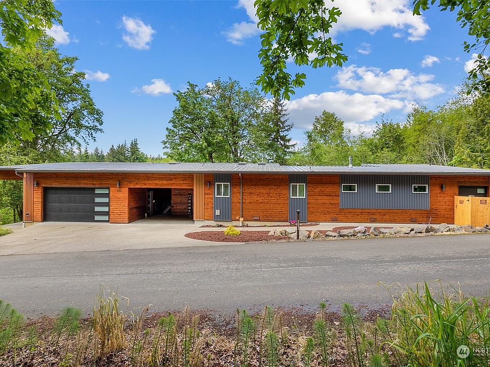 Welcome home to your beautiful, contemporary home!>