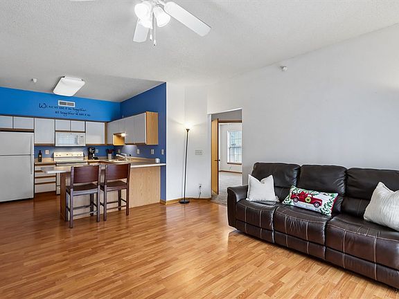 4th image of 2859 Coral Ct APT 102