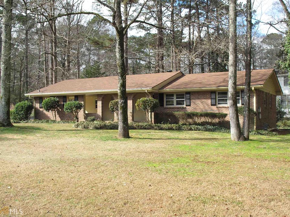 1st image of 3439 Oak Dr