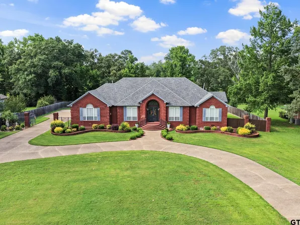 903 Deer Trail Ln, Mount Pleasant, TX 75455