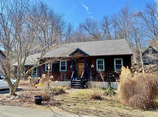 68 Wilsons Woods Rd, Brattleboro, VT 05301