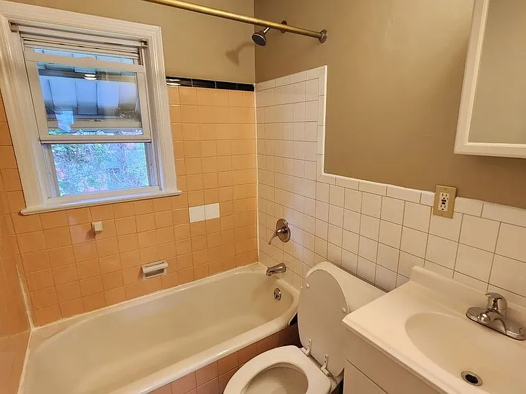 2618 Waldo St — Photo 17