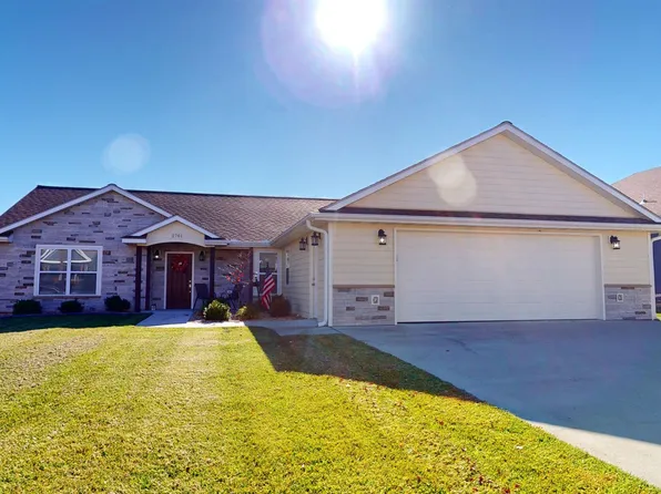 2701 Craftsman Dr, Sedalia, MO 65301