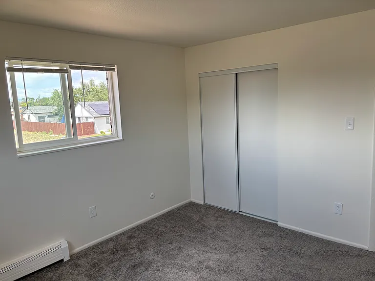 645 Voiles Pl #1 — Photo 15