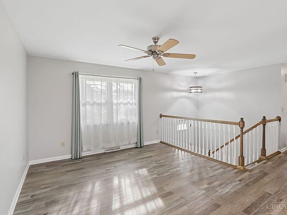 5th image of 11267 Melissa Ct