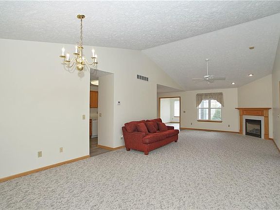 5th image of 596 Hidden Harbor Dr #27