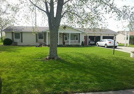1st image of 633 Wood Dr