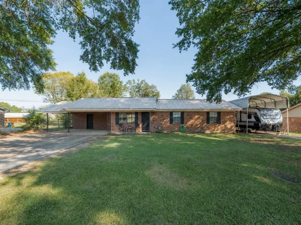 15 Anthony St, Belmont, MS 38827