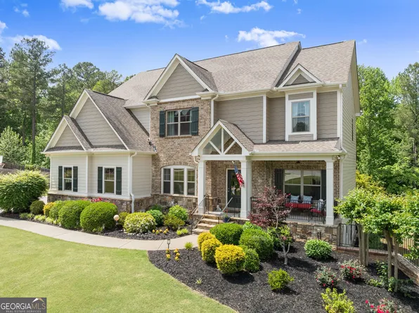 1247 Sterling Lake Dr, Jefferson, GA 30549