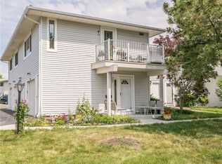 728 Eastbrooke Ln, Rochester, NY 14618