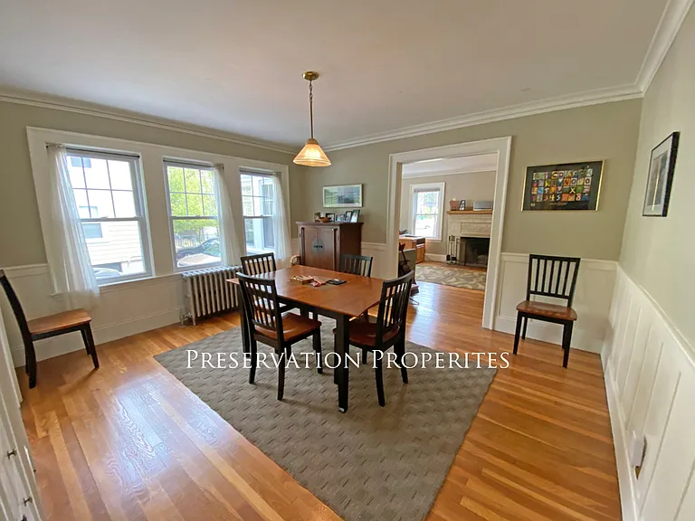331 Lowell Ave — Photo 4
