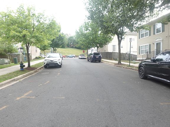 5th image of 301 Cape Dr SE