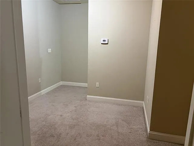 144 Nickel Loop — Photo 16
