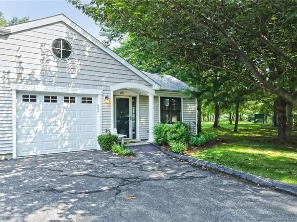 85 Red Cedar Circle #85, Orange, CT 06477